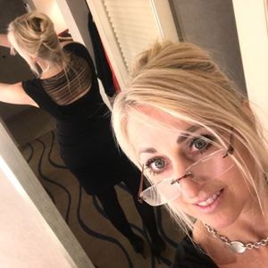 Meet your Posher, Lisa